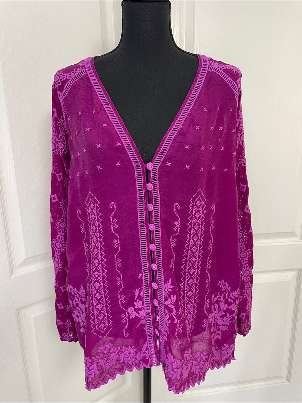 Johnny Was tunic Top blouse Vibrant Orchid Purple embroidery S